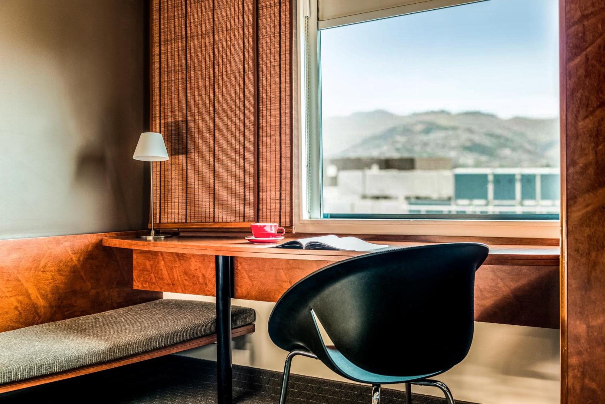 Ibis Christchurch Kültér fotó